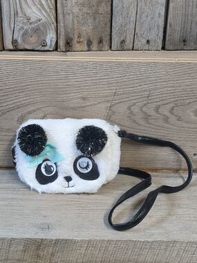 Claire Club Girls Panda Zippered Shoulder Bag